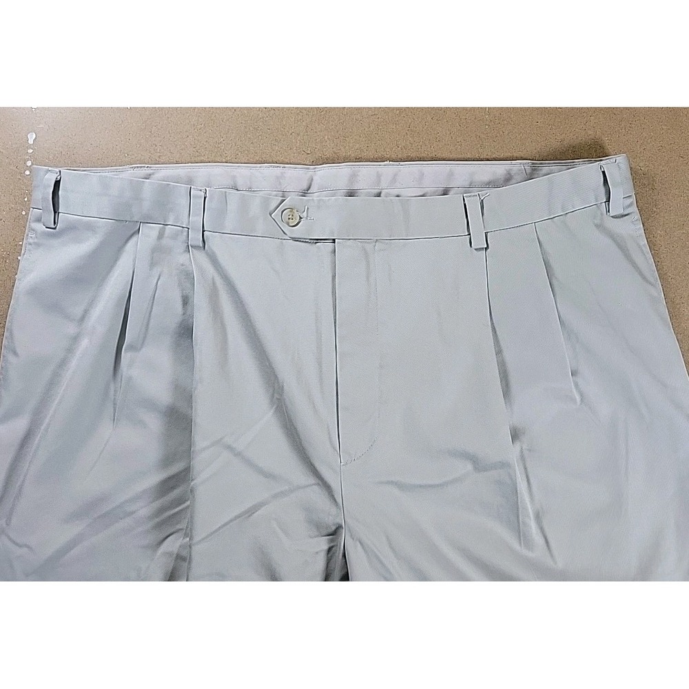 Jos A Bank Traveler's Collection Mens 44 ‎ Wrinkle Free Pleated CUFFED Pants - Picture 4 of 8